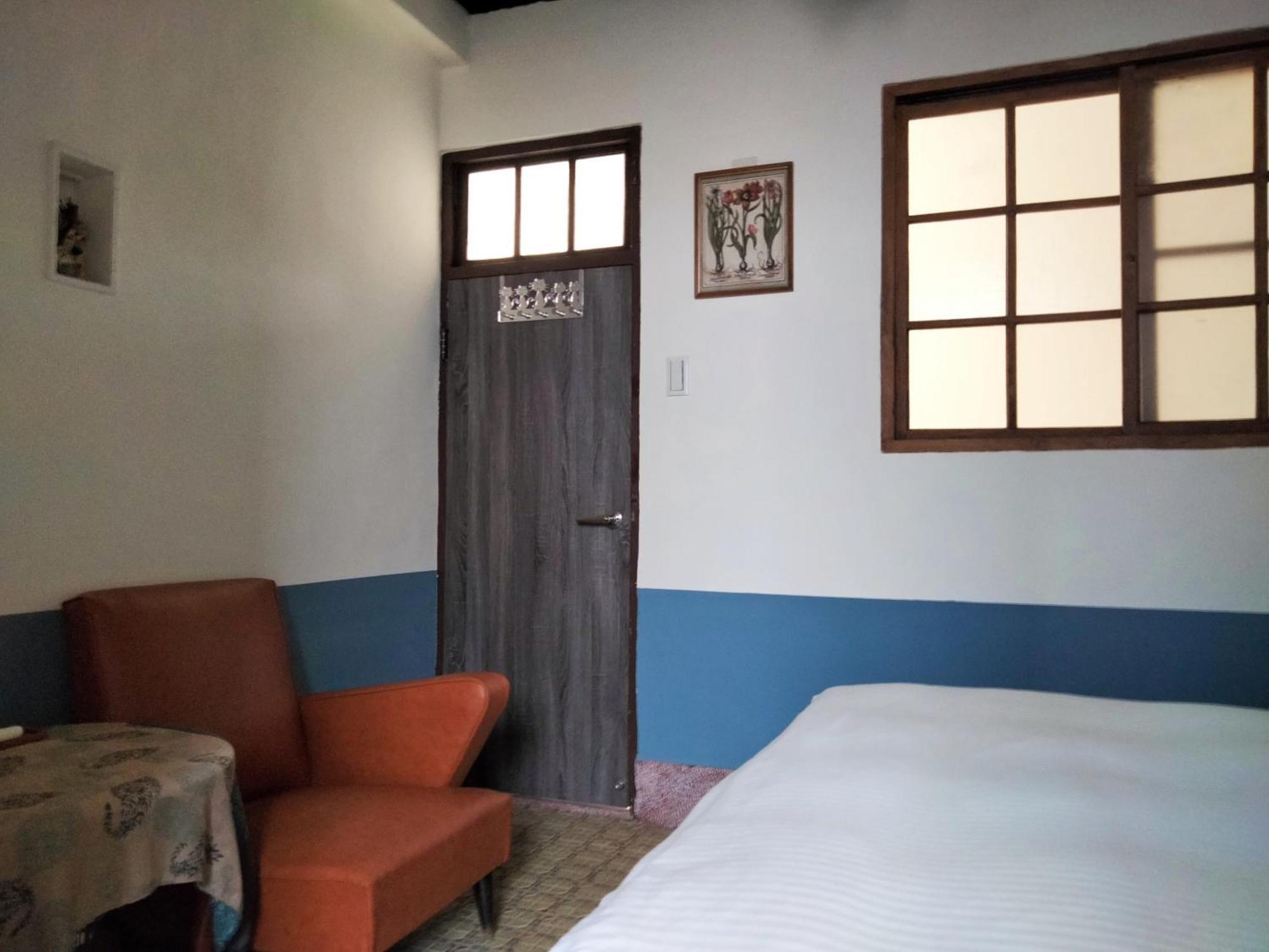 Neat Hostel Tainan Exterior foto
