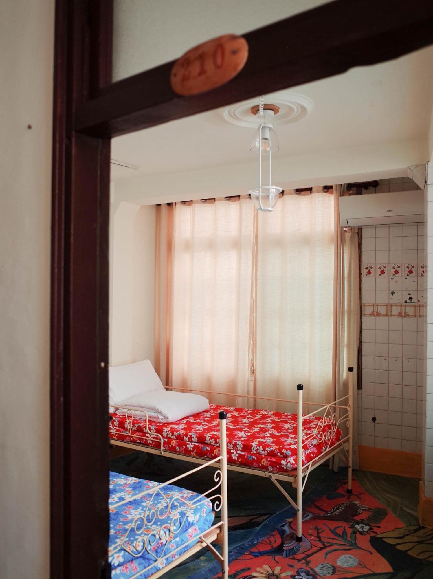 Neat Hostel Tainan Cameră foto